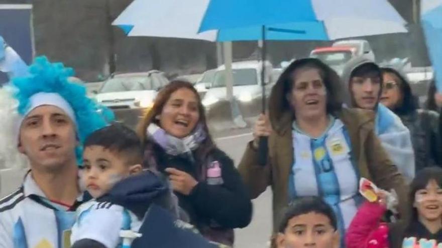 La afición argentina se prepara para recibir a su selección