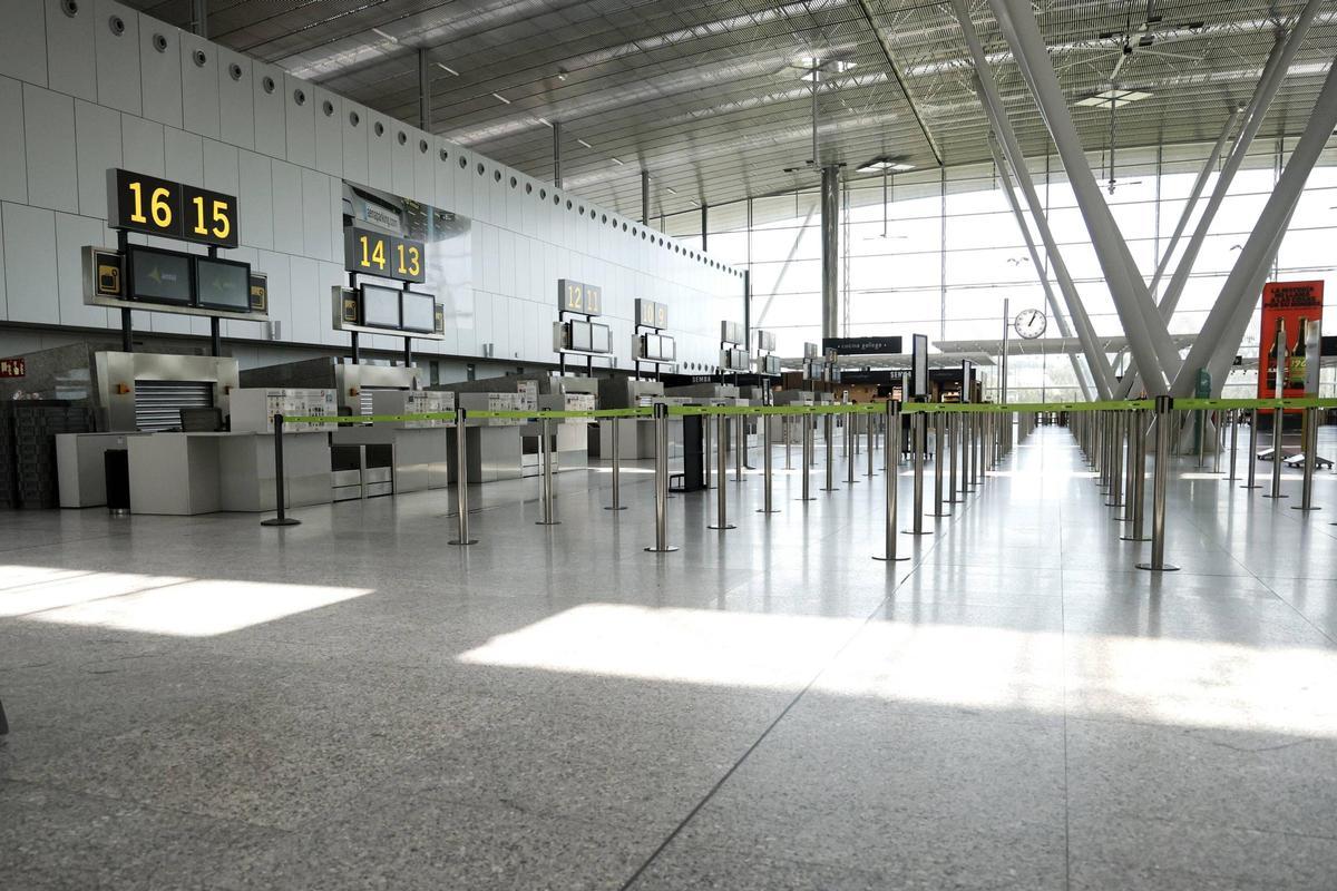 Os avións volven voar no ceo de Compostela Os avións volven voar no ceo de Compostela