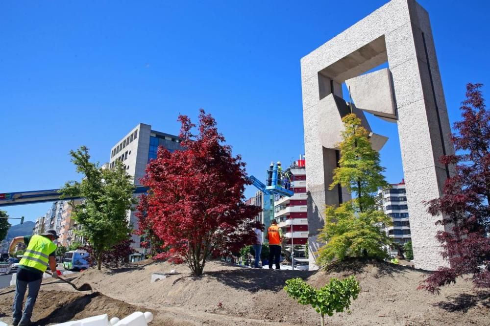 Así luce la Plaza de América de Vigo a unos días de finalizar su humanización