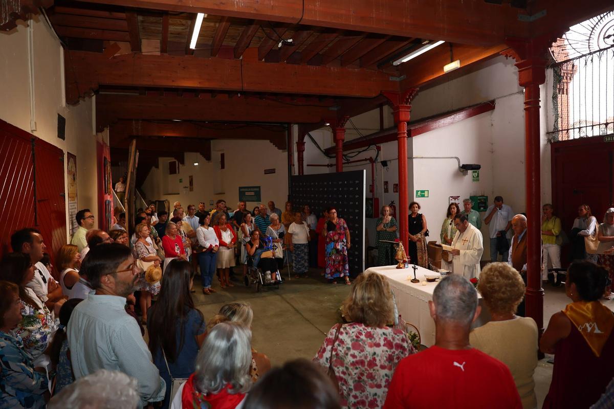 La misa del día de Begoña en la plaza de toros de Gijón, en imágenes La misa del día de Begoña en la plaza de toros de Gijón, en imágenes