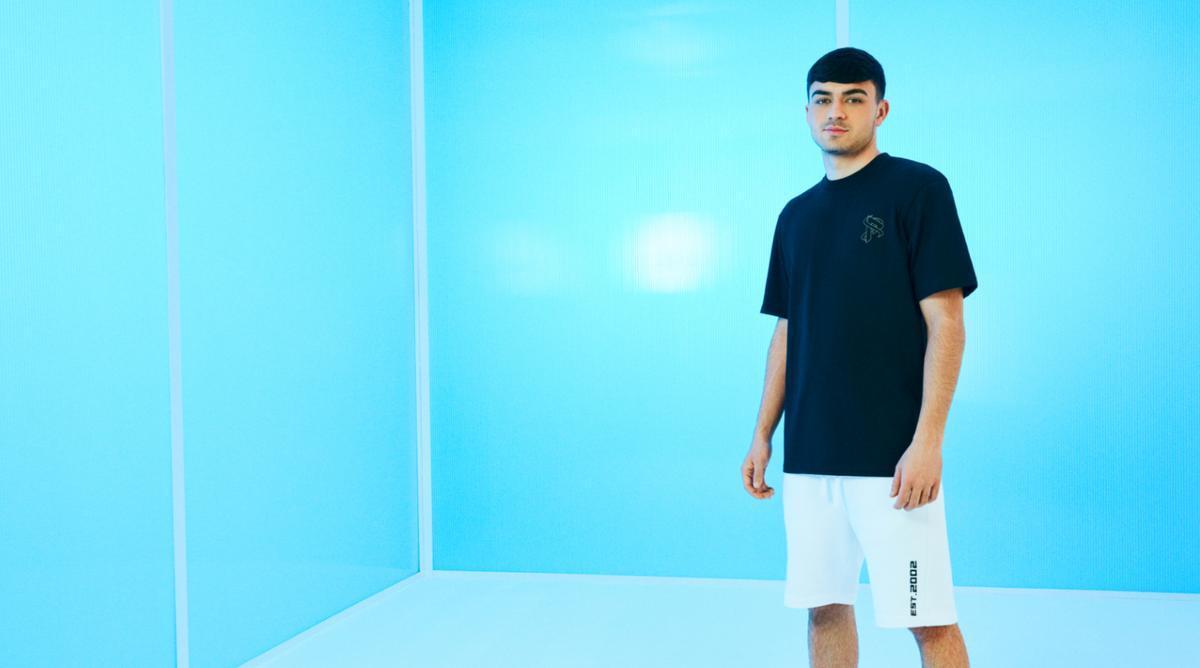 Pedri x Springfield: así es la colección inspirada en el jugador del Barça