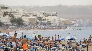 Canarias entra en prealerta por calor y calima desde este lunes: temperaturas de hasta 37 grados y calidad del aire desfavorable