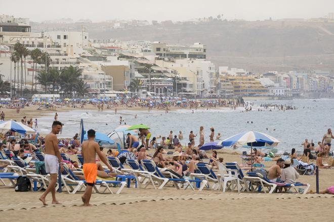 Ola de calor y calima en Las Palmas de Gran Canaria (1/8/2026)