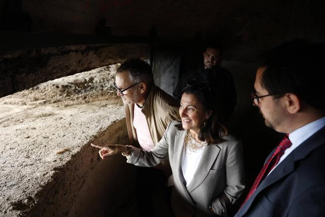 Gijón recupera el acceso al Cerro de Santa Catalina, con sus baterías militares ya rehabilitadas (en imágenes)