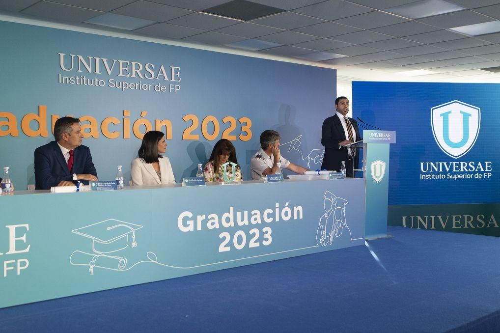 Graduación de la primera promoción de Universae