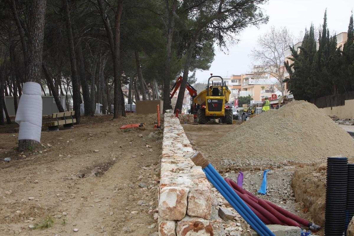 Peguera macht sich schick für die Saison: So sieht es an den Baustellen im Urlaubsort gerade aus