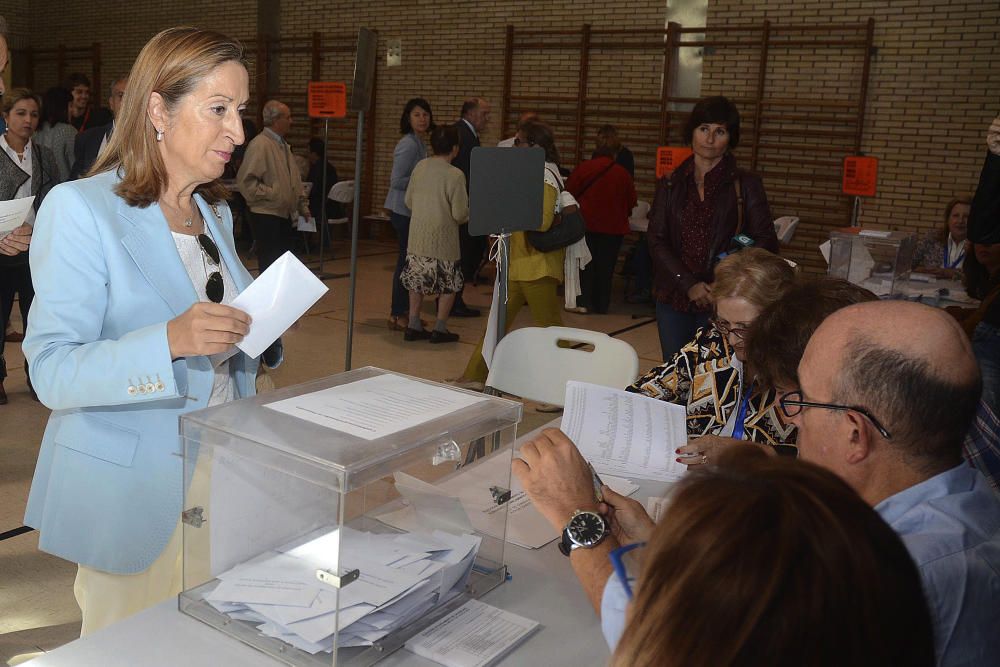 VOTACIÓN DE ANA PASTOR