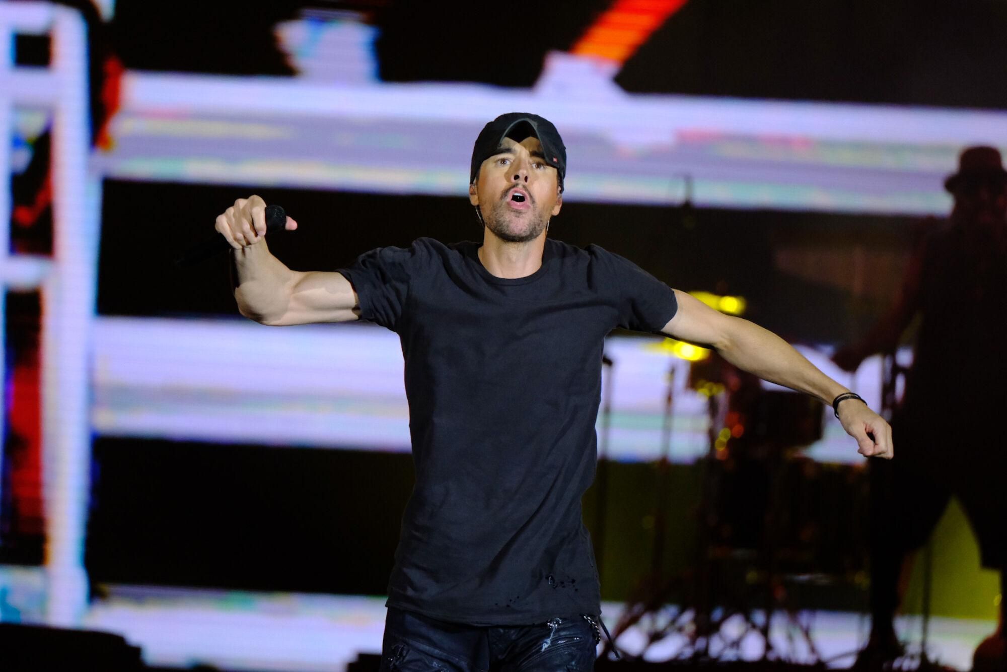 Actuación de Enrique Iglesias en el Granca Live Fest