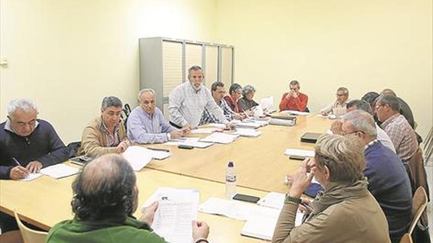 Los colectivos ciudadanos piden a la Junta de Andalucía que reactive nueve proyectos comprometidos