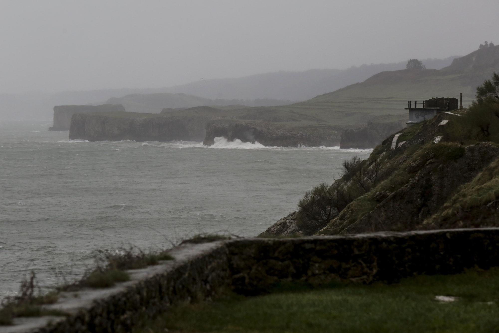 Temporal en Llanes