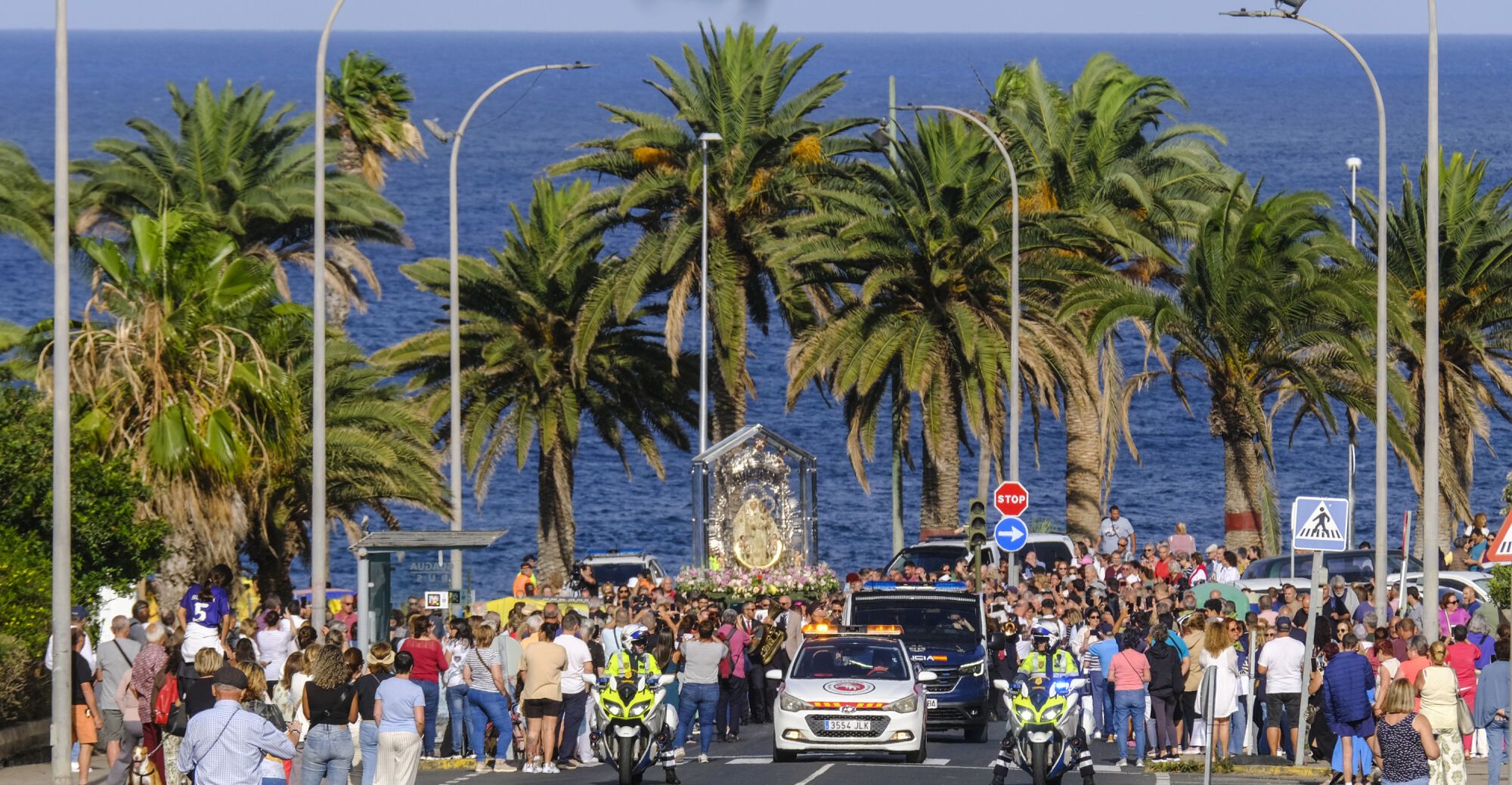 La Virgen del Pino del Materno a la Catedral