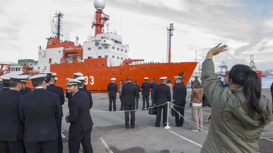 El Hespérides regresa a España tras culminar la campaña antártica