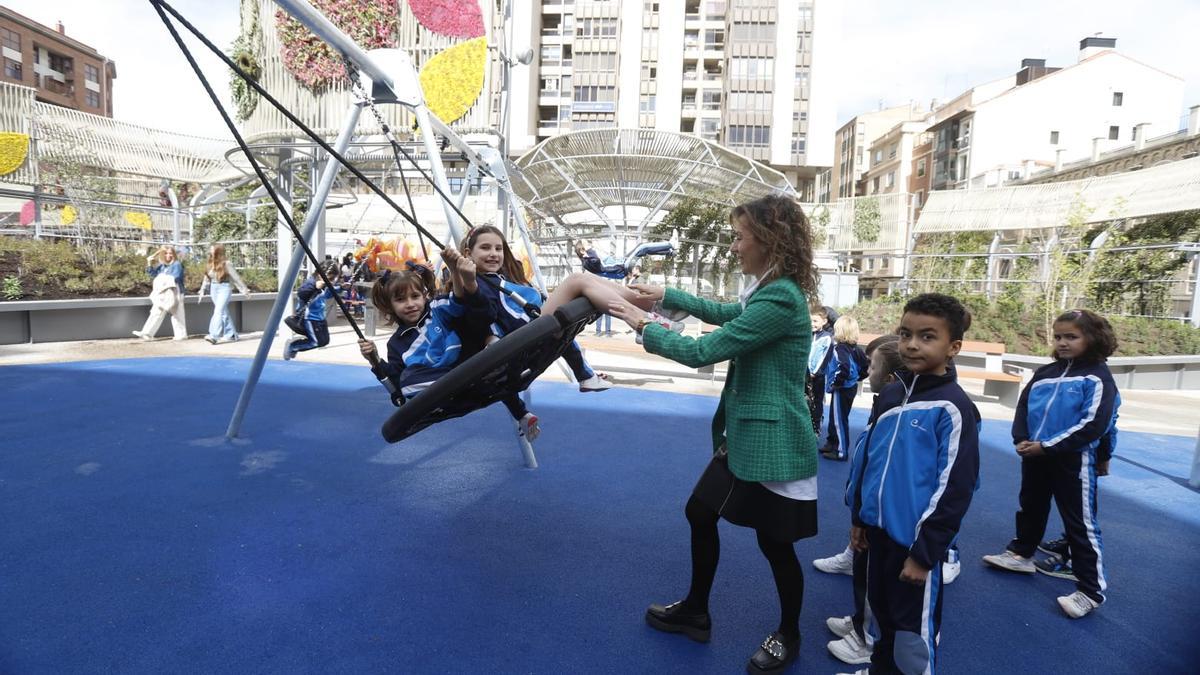 Inauguración de la renovada plaza Salamero de Zaragoza