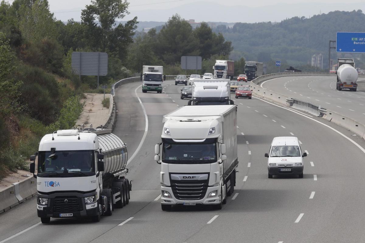 CAMIONES. VIALES - AUTOPISTA A7 - PRIMER DIA DE L AUTOPISTA SENSE PEATGES
