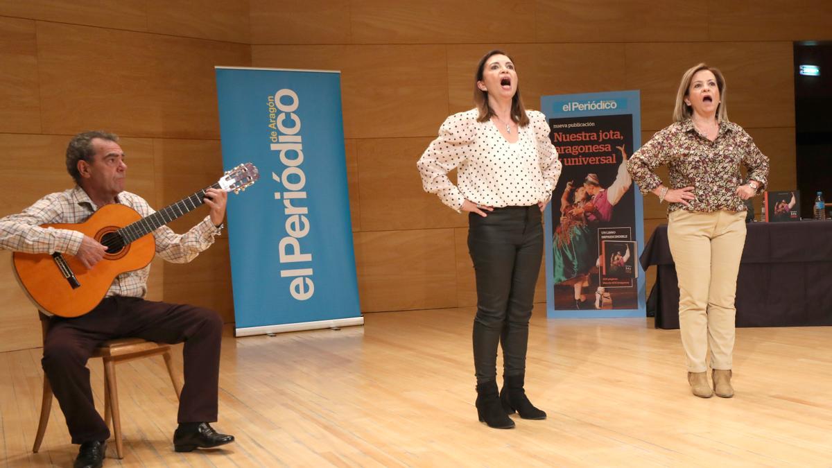 PRESENTACION DEL LIBRO EDITADO POR EL PERIODICO DE ARAGON, "NUESTRA JOTA, ARAGONESA Y UNIVERSAL" AUTORA, MARIA JESUS HERNANDEZ, EDITORA MARIAN REBOLLEDO Y PRESENTADO POR NICOLAS ESPADA,