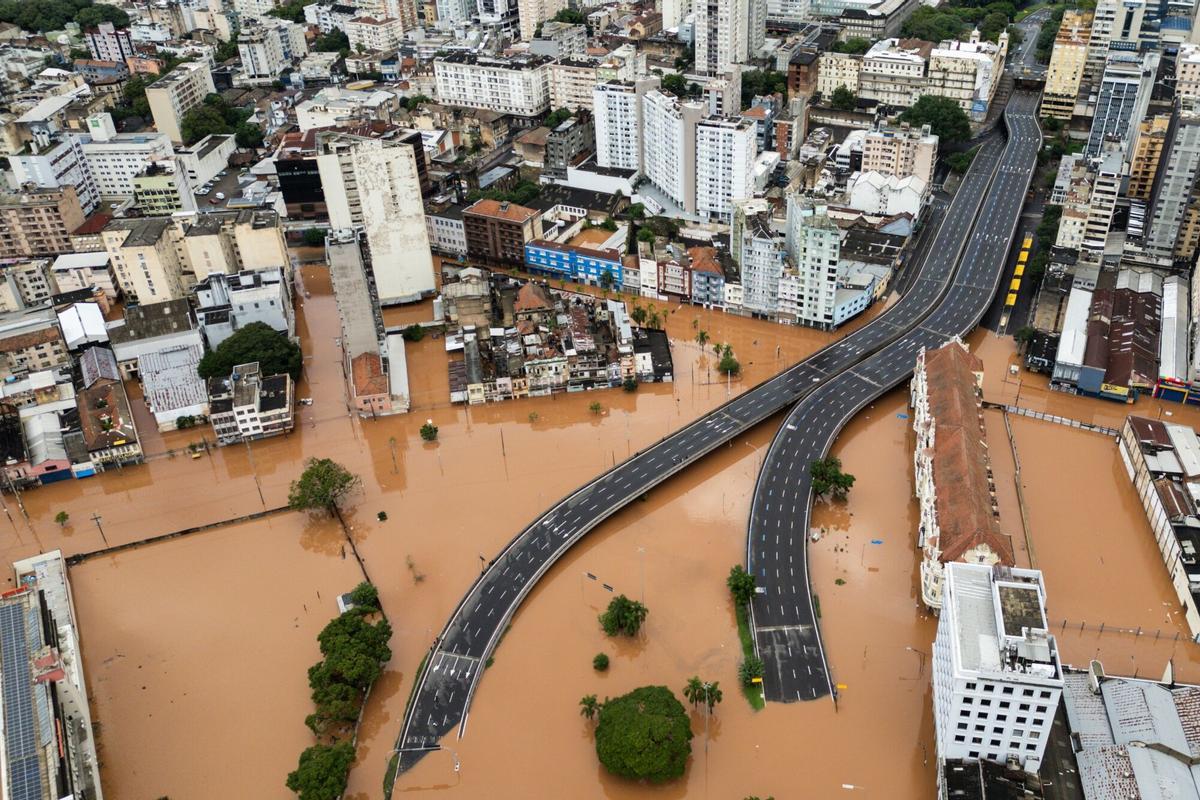 Las peores inundaciones en Brasil en los últimos 80 años