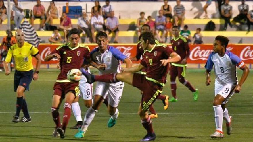 Venezuela se convierte en la sorpresa del Cotif con Soteldo como estrella