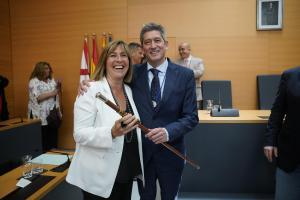 Núria Marín y David Quirós, el nuevo alcalde de LHospitalet