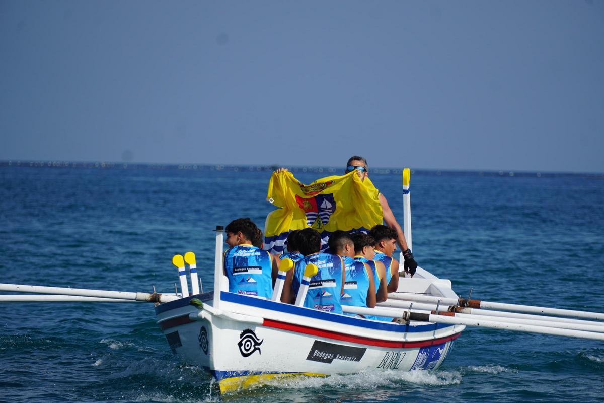 Liga provincial Barca de Jábega.