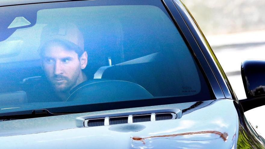 Messi, en arribar a la Ciutat Esportiva Joan Gamper