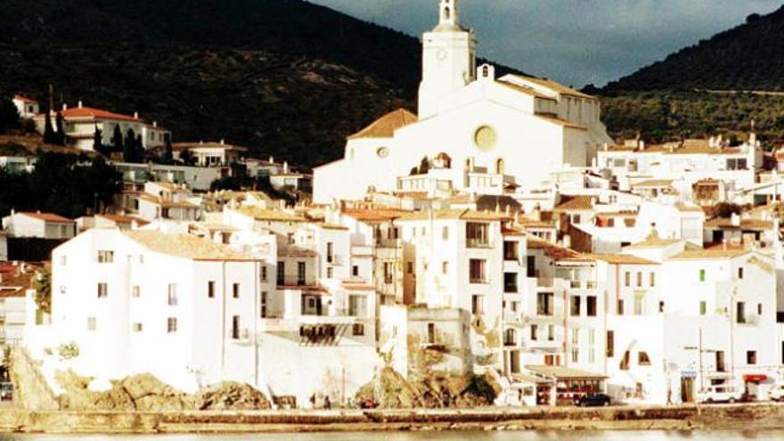 Imagen del pueblo de Cadaques en Girona.