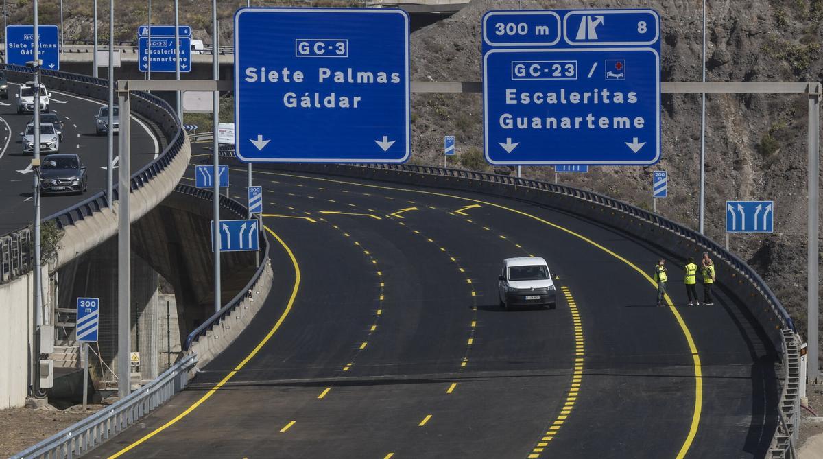 Puente del Guiniguada acabado de señalización para apertura al tráfico