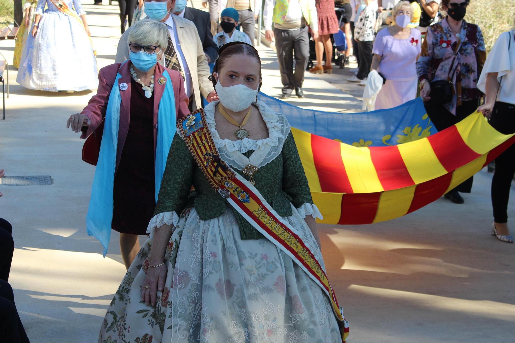 Homenaje a la Senyera en Benimàmet