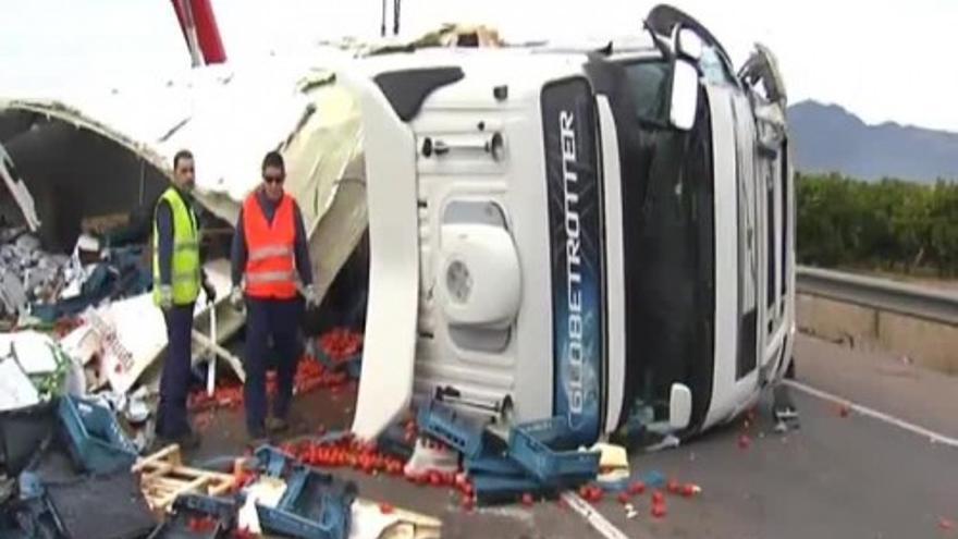 Fallecen tres personas en un grave accidente de tráfico en Castellón