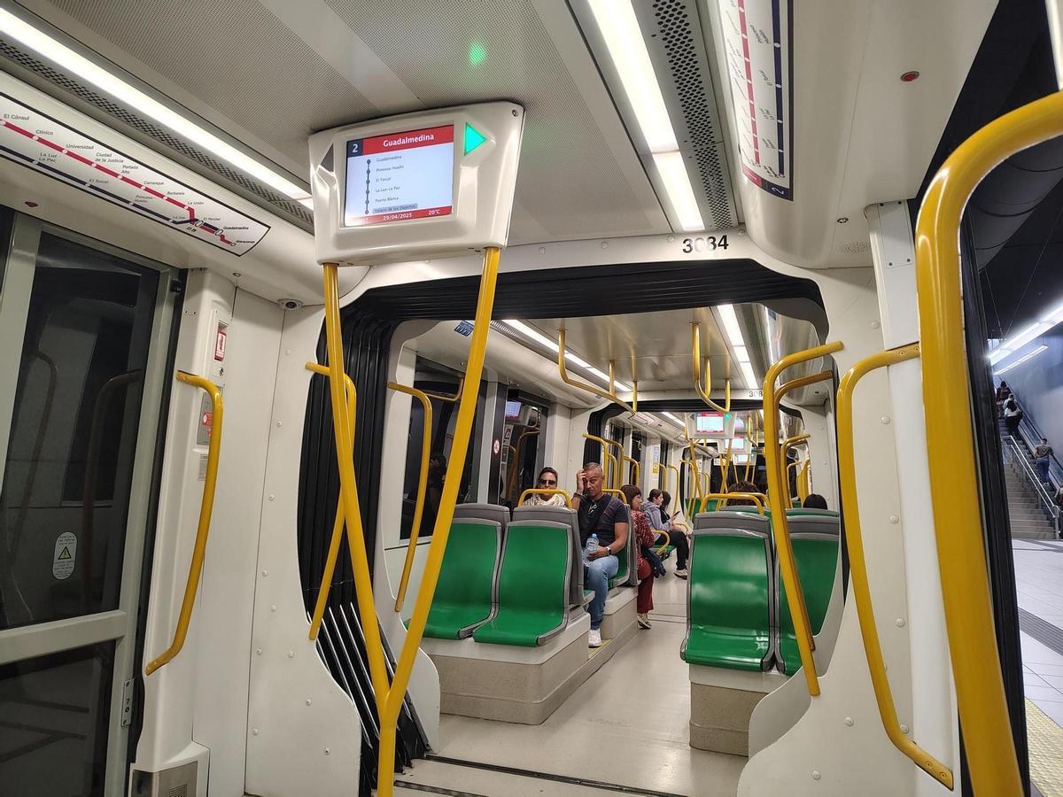 Imagen de un vagón del metro de Málaga, este martes por la mañana.