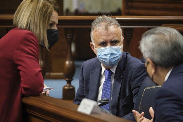 Pleno en el Parlamento de Canarias, 26/10/2021