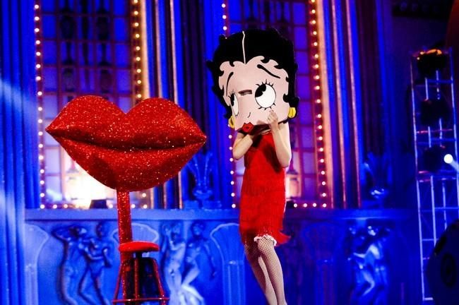 YLENIA QUESADA CON EL BESO DE BETTY BOOPCARNAVAL ...