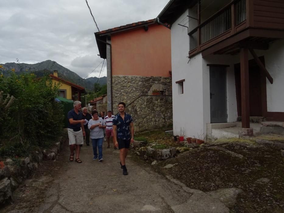 Oskar Proy visita Cangas