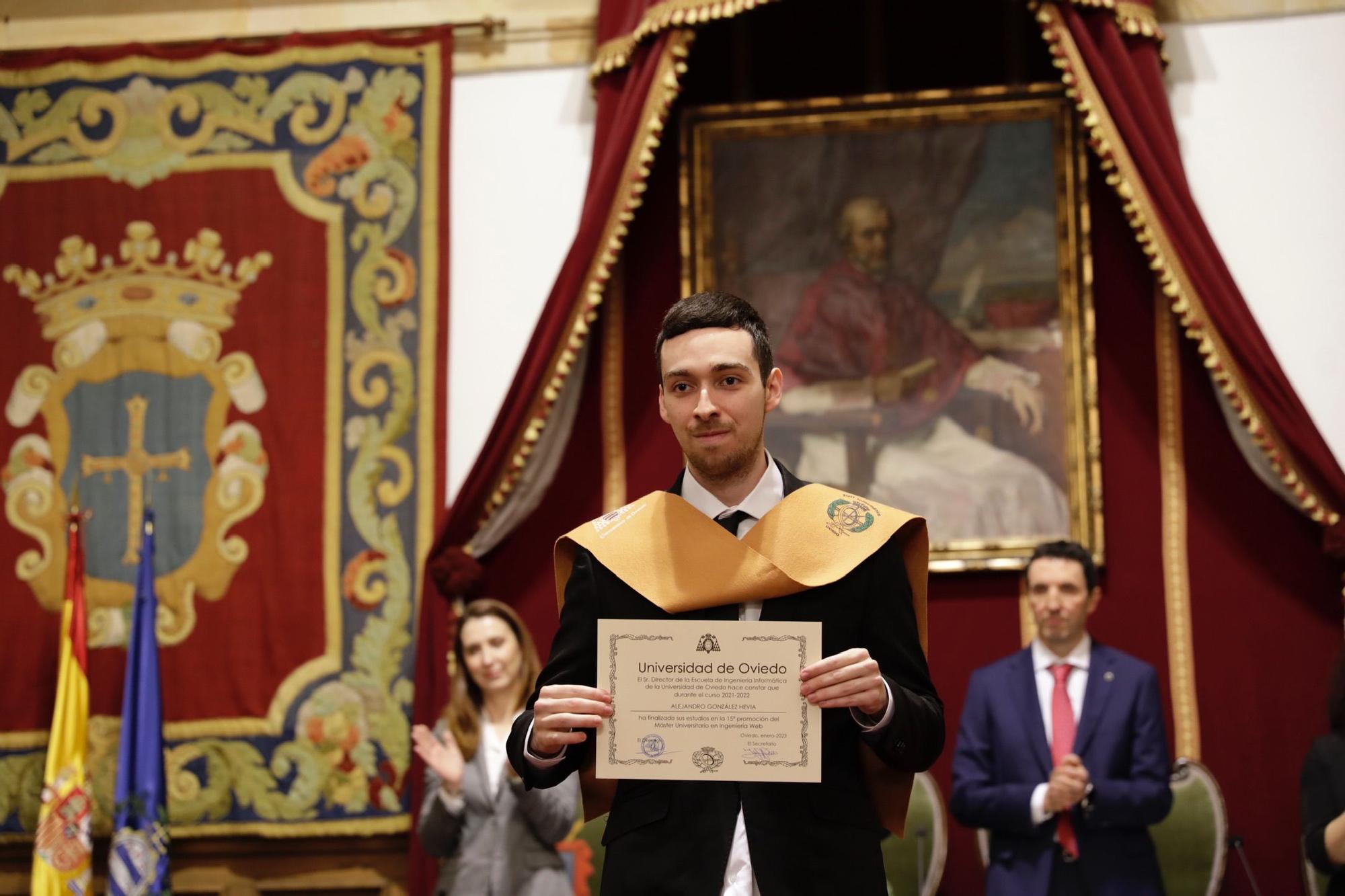 EN IMÁGENES:  Así fue la ceremonia de graduación de la Escuela de Ingeniería Informática de Oviedo