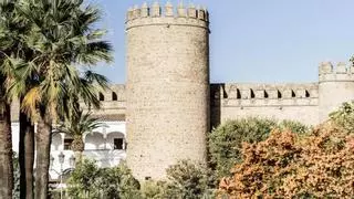 El Parador más bonito y barato al que viajar en mayo: una fortaleza musulmana convertida en residencia palaciega