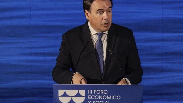 Juanfran Pérez Llorca, president de la Comunitat Valenciana, pren la paraula al fòrum. | MAITE CRUZ