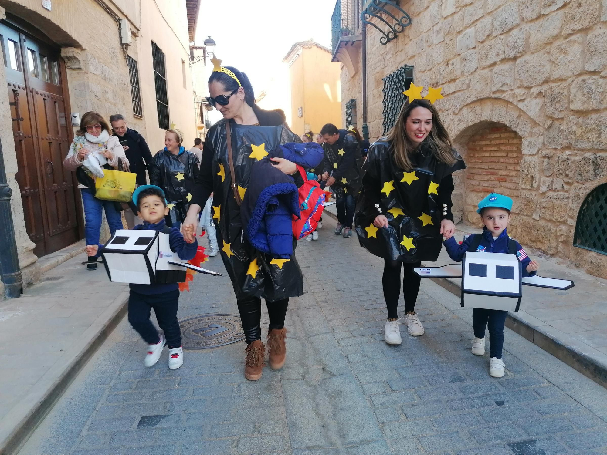 Los "chupetines" de Toro navegan por el universo del Carnaval