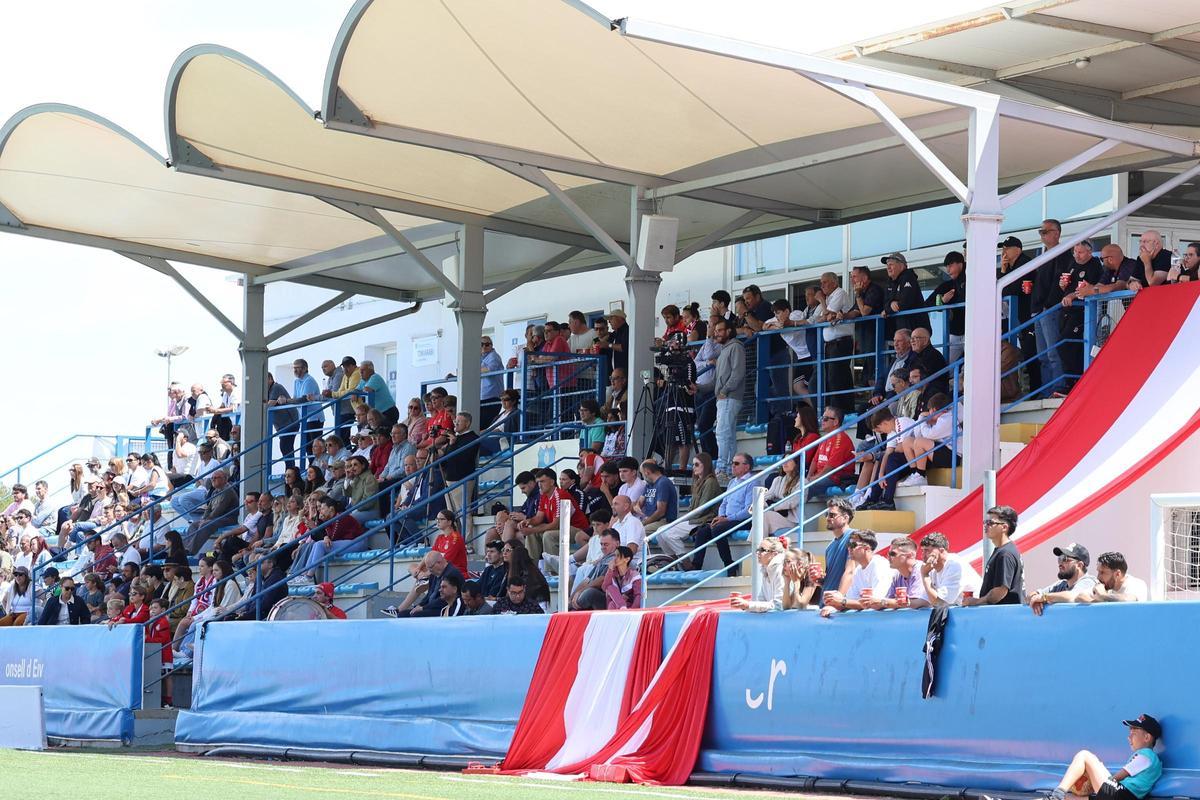 Imágenes del empate de la SD Ibiza ante el CE Andratx por 2-2 en Sant Rafel