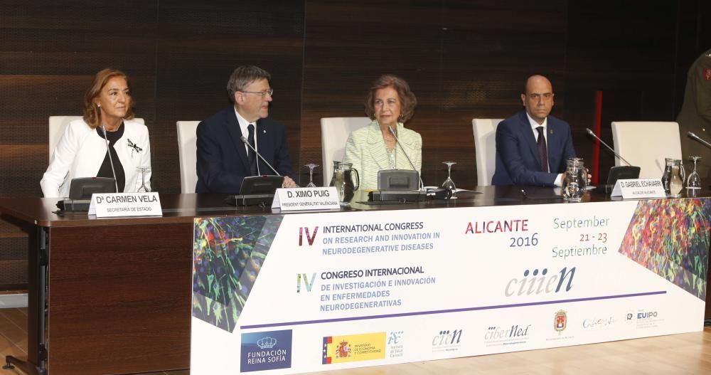 La reina Sofía preside el IV Congreso Internacional de Enfermedades Neurodegeneratiavas en Alicante