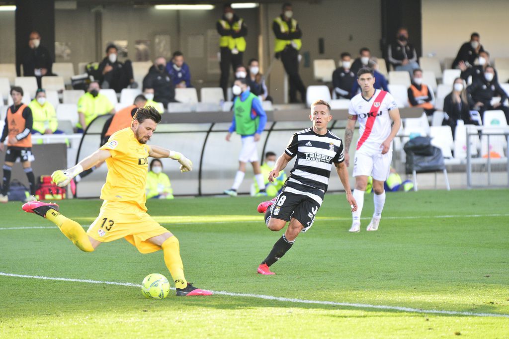 El Cartagena planta cara al Rayo Vallecano