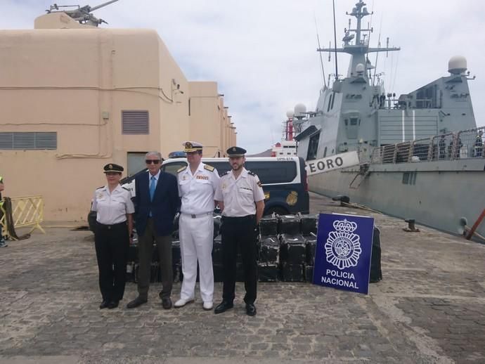 Interceptada una embarcación con 1.500 kilos de cocaína cerca de Canarias