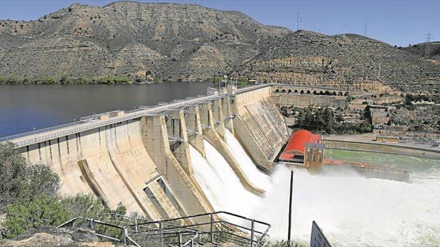 Las lluvias garantizan los usos en la cuenca del Ebro este verano