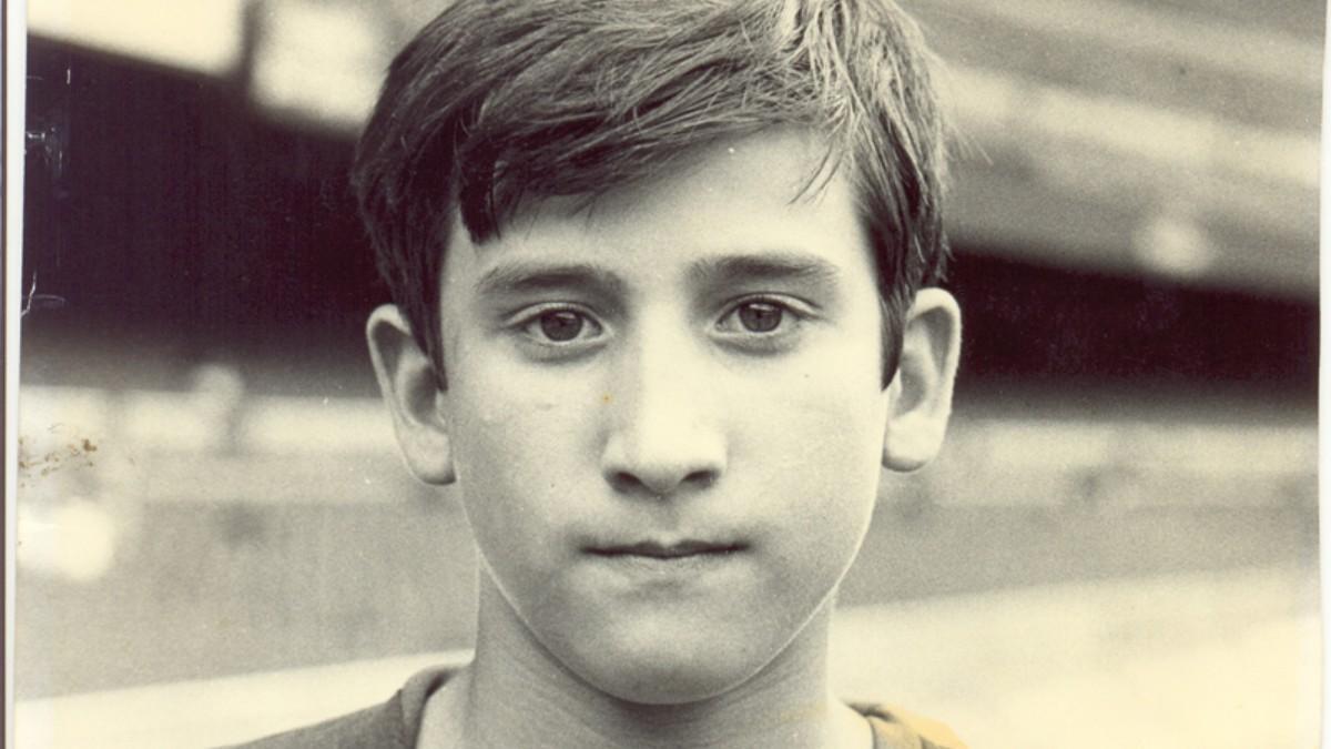 Villena se formó en el fútbol base del Barça y jugó en el Mallorca