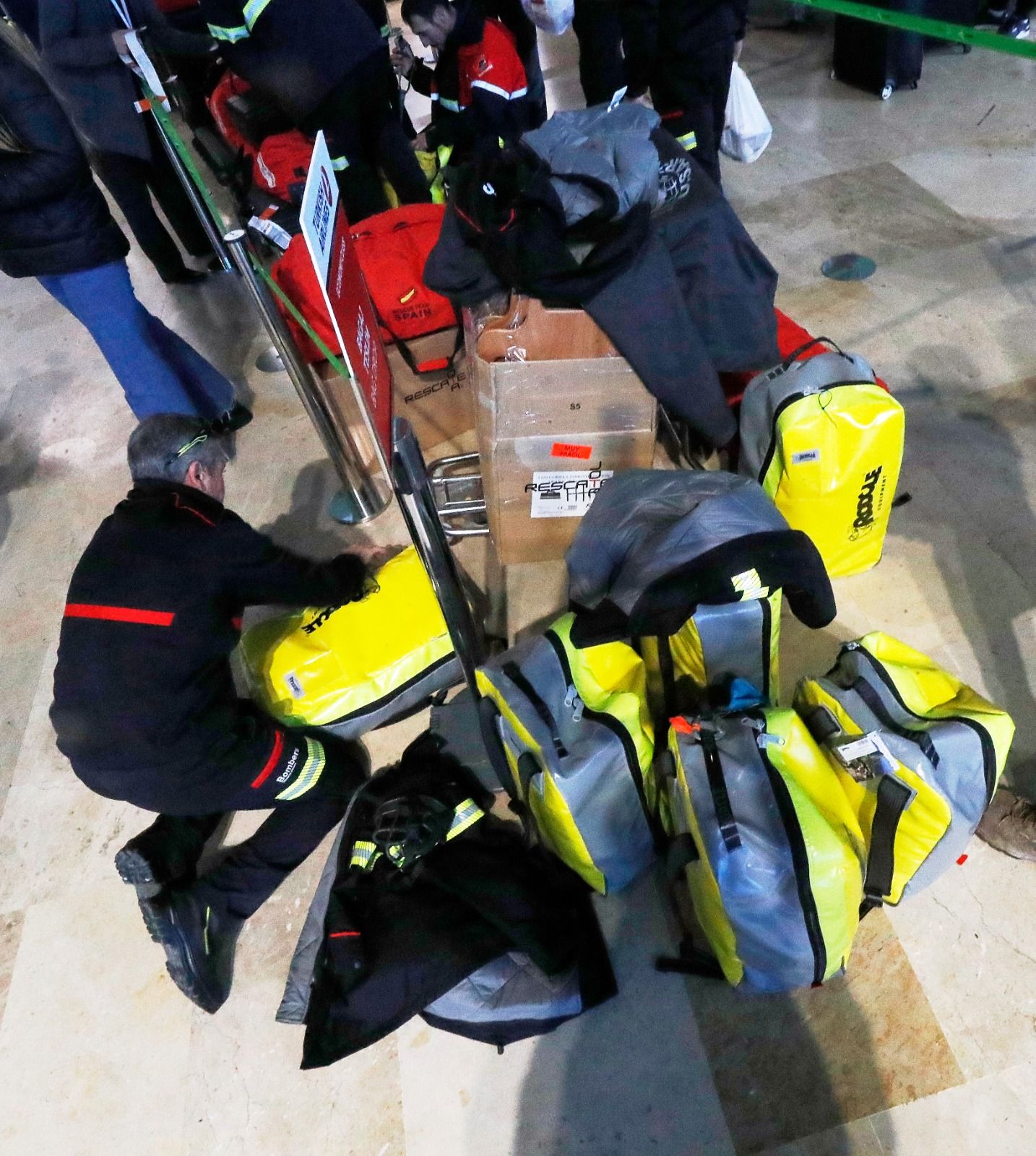 Los bomberos de Alacant partiendo hacia el terremoto de Turquía