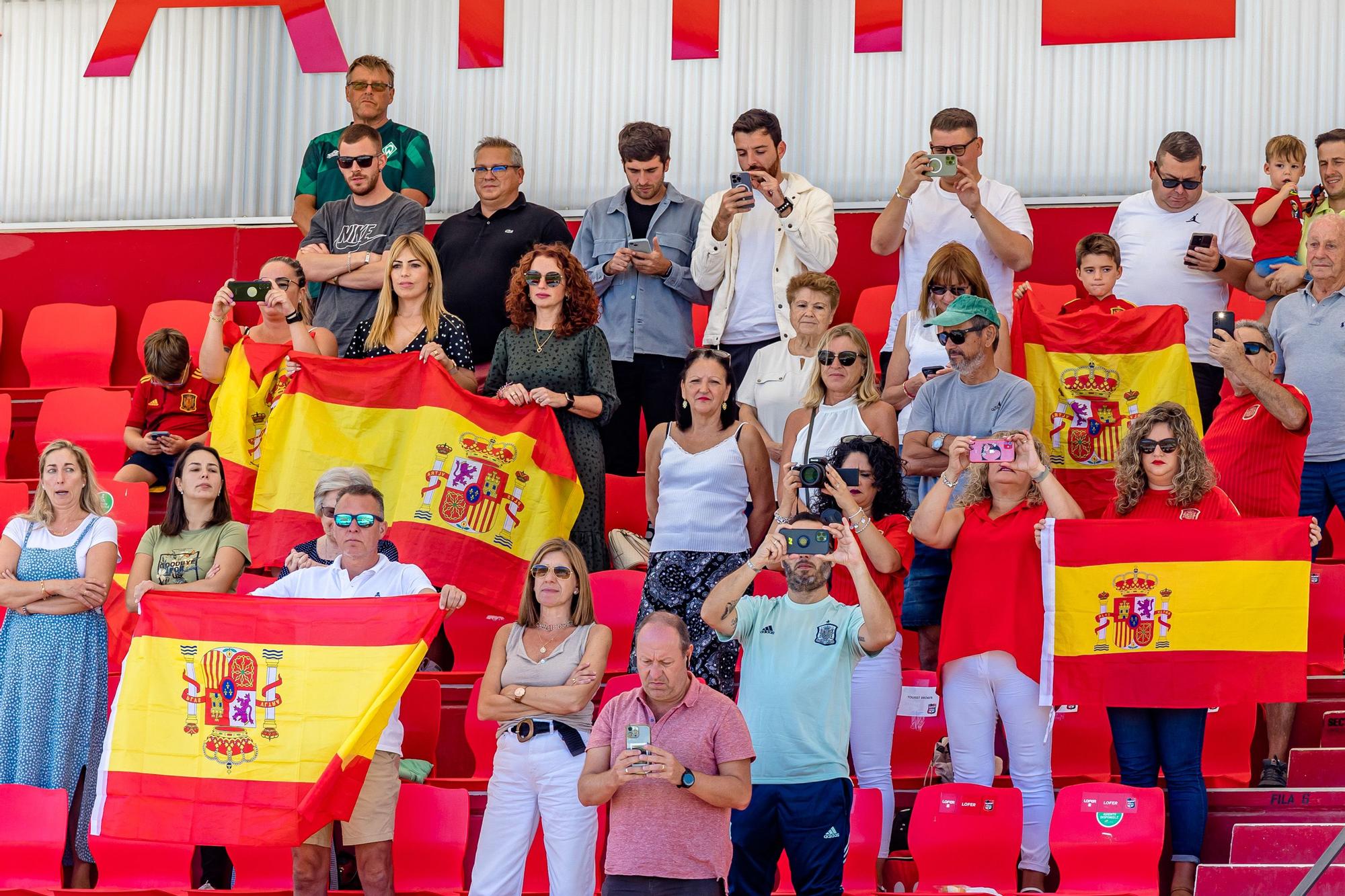 España sub 17 golea a Grecia en La Nucía. Torneo UEFA clasificatorio Eurocopa 2023