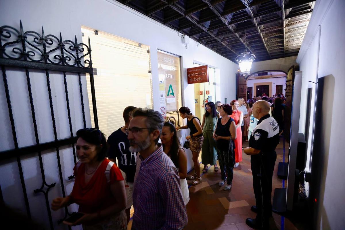 Cordobeses y visitantes vibran con la Noche del Patrimonio