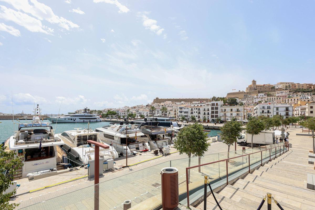 Imagen de la marina en el puerto de Ibiza tomada el verano de 2025.