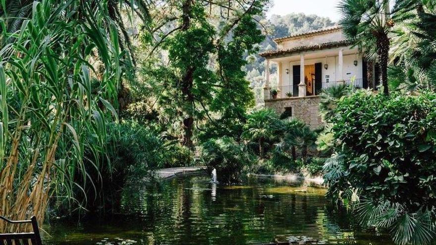 Vista de los jardines de Alfàbia.