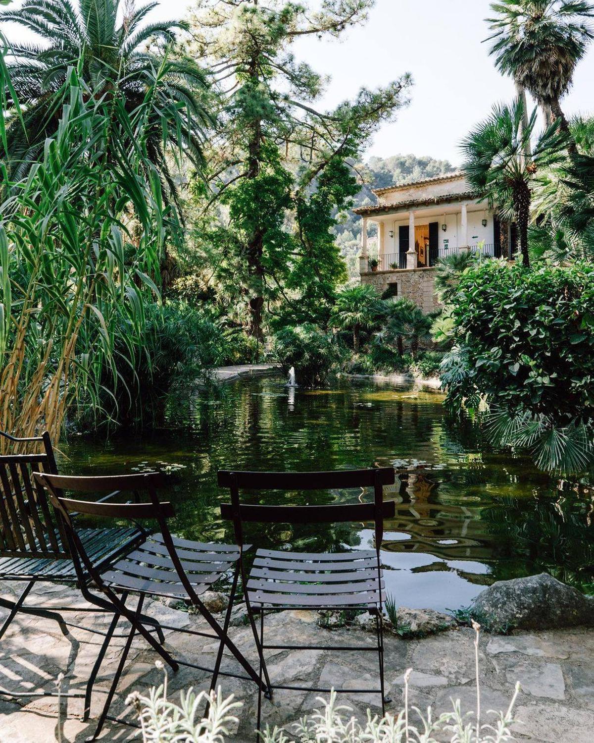 Vista de los jardines de Alfàbia.