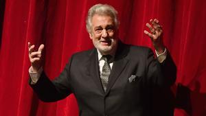 Plácido Domingo en Nueva York donde celebró medio siglo de su debut en el Metropolitan antes que la polémica por acoso estallara en el 2019.