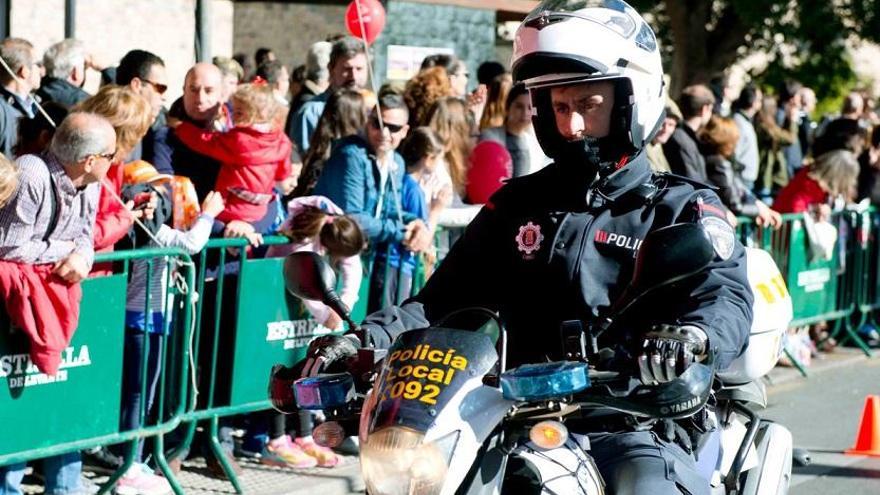 El centro se cierra al tráfico este domingo por el Cross de la Artillería